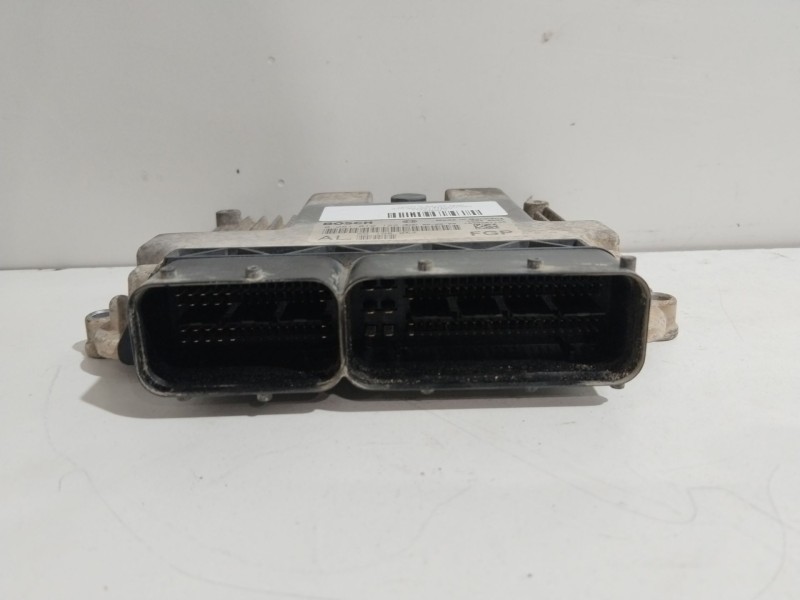 Recambio de centralita motor uce para opel astra h (a04) 1.9 cdti (l48) referencia OEM IAM 0281012122  