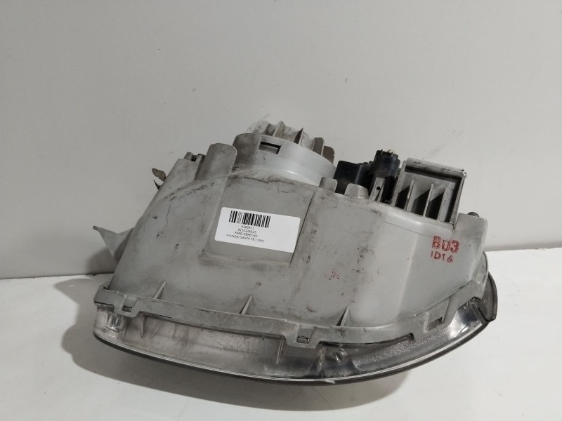 Recambio de faro derecho para hyundai santa fé i (sm) 2.4 16v referencia OEM IAM 9210226025  