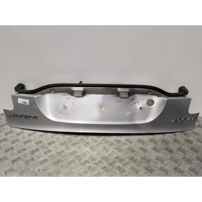 Recambio de tapa maletero para peugeot 206 cc (2d) 2.0 s16 referencia OEM IAM 860678  PLATA