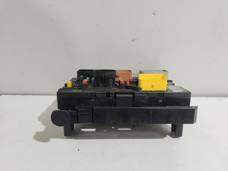 Recambio de caja reles / fusibles para peugeot 207/207+ (wa_, wc_) 1.4 16v referencia OEM IAM 9664055780  