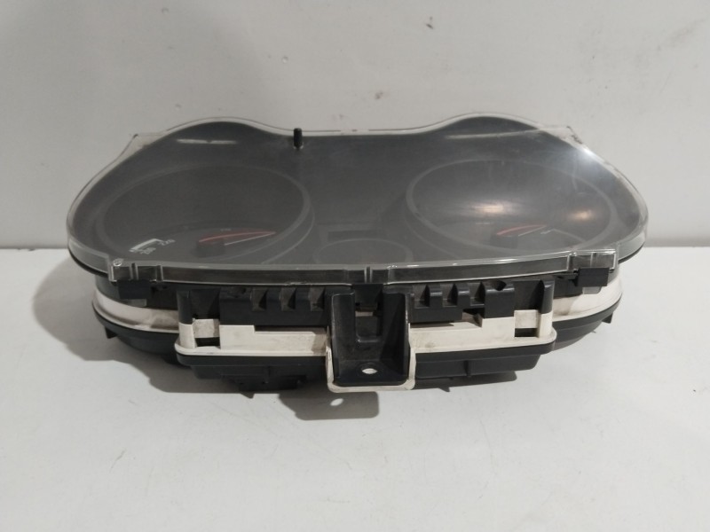 Recambio de cuadro instrumentos para opel corsa c sport referencia OEM IAM 1303304  