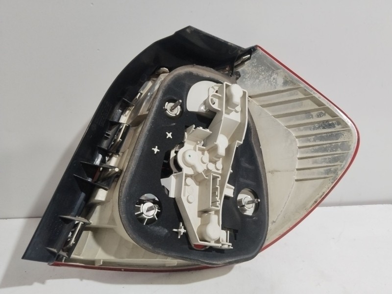 Recambio de piloto trasero izquierdo para bmw 1 (e87) 118 d referencia OEM IAM   