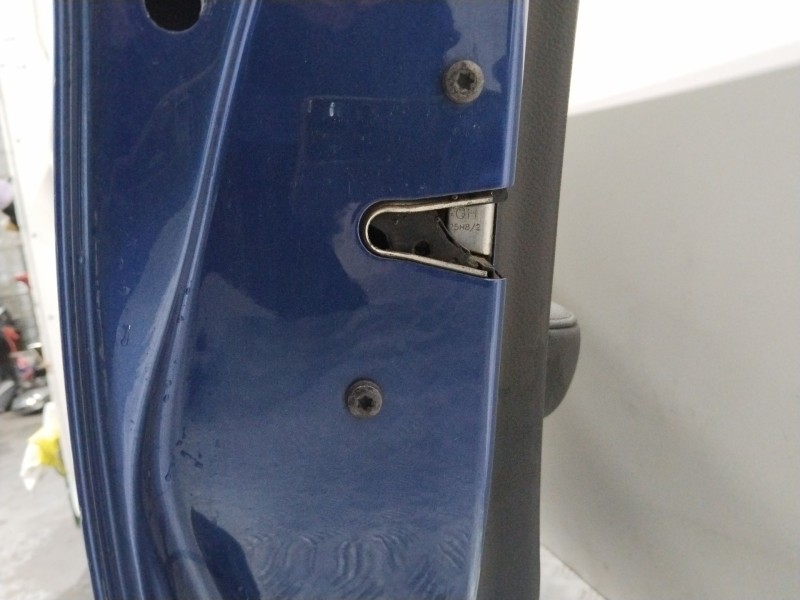 Recambio de puerta delantera izquierda para bmw 1 (e87) 118 d referencia OEM IAM   