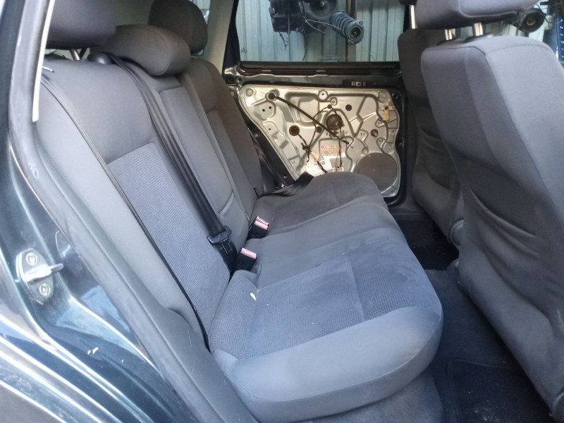 volkswagen polo iv sedán (9a4, 9a2, 9n2, 9a6) del año 2003