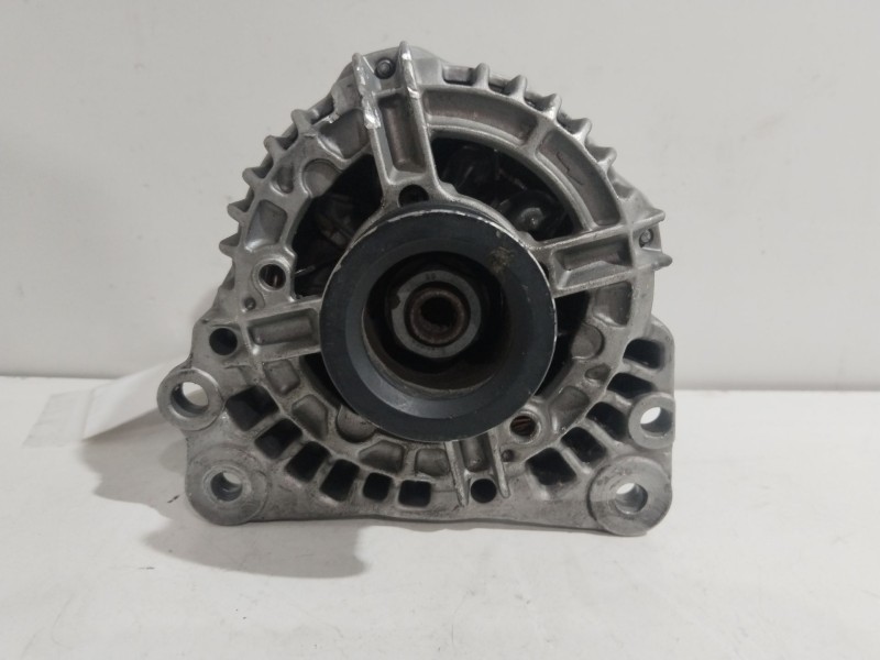 Recambio de alternador para seat ibiza iii (6l1) 1.4 16v referencia OEM IAM 037903025F   Recambio de alternador para seat ibiza iii (6l1) 1.4 16v referencia OEM IAM 037903025F