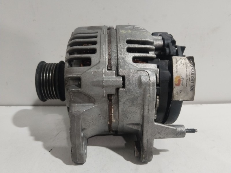 Recambio de alternador para seat ibiza iii (6l1) 1.4 16v referencia OEM IAM 037903025F   Recambio de alternador para seat ibiza iii (6l1) 1.4 16v referencia OEM IAM 037903025F
