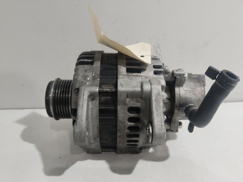Recambio de alternador para opel combo tour 1.7 di 16v referencia OEM IAM LR1100508  