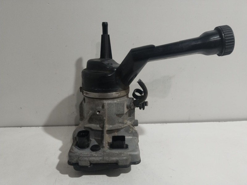 Recambio de bomba direccion para peugeot 308 sport referencia OEM IAM 9684979180 A0015321 