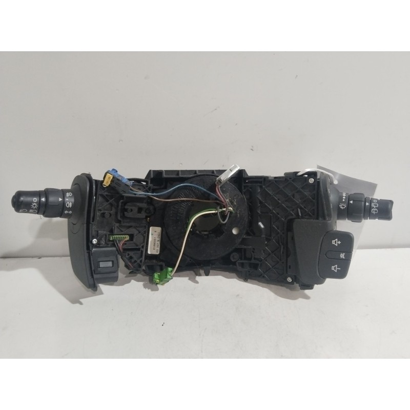 Recambio de mando multifuncion para renault scenic ii luxe dynamique referencia OEM IAM 61880051  