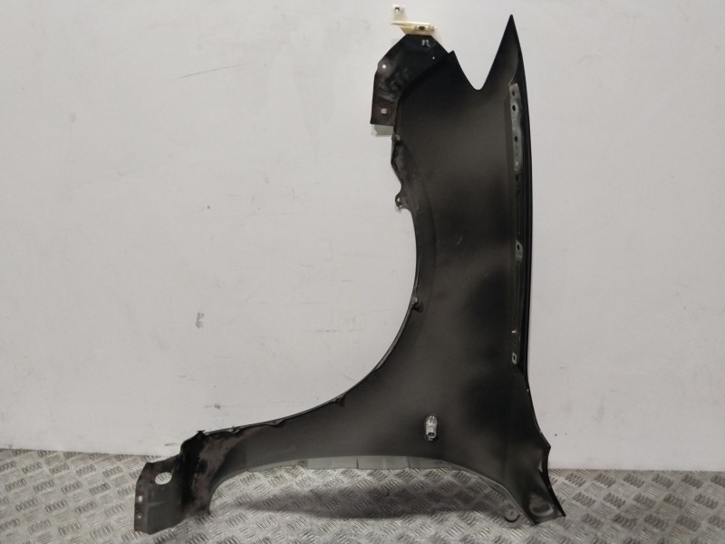 Recambio de aleta delantera derecha para mazda 3 sedán (bk) 1.6 (bk12) referencia OEM IAM   
