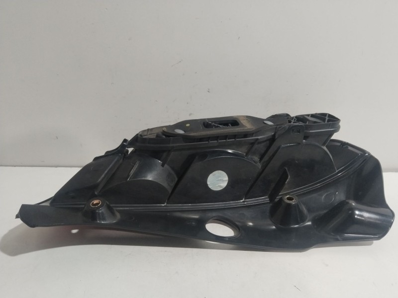 Recambio de piloto trasero derecho para lancia ypsilon (843_) 1.2 (843.axb1a) referencia OEM IAM   