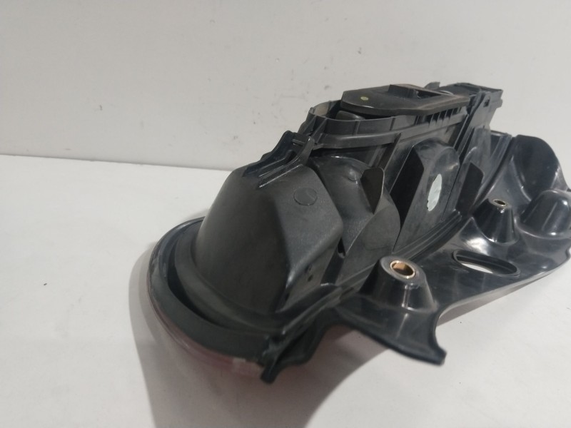 Recambio de piloto trasero derecho para lancia ypsilon (843_) 1.2 (843.axb1a) referencia OEM IAM   