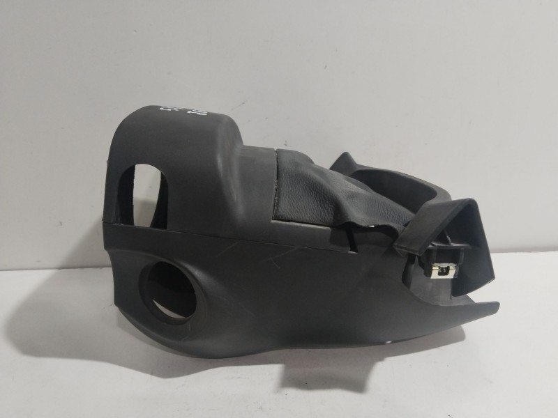 Recambio de molduras delanteras para ford transit connect monospace 1.6 tdci referencia OEM IAM DT113533AF  