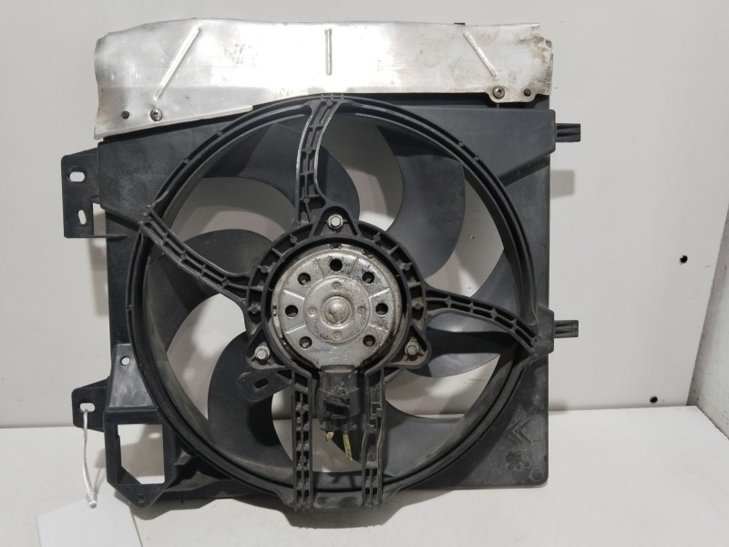Recambio de electroventilador para citroën c3 pluriel 1.4 hdi cool referencia OEM IAM 9653804080  