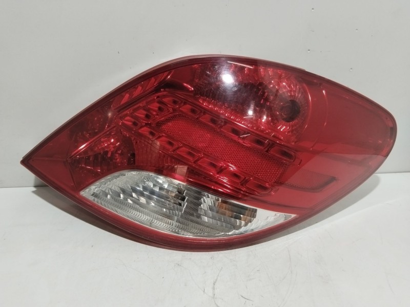 Recambio de piloto trasero derecho para peugeot 207/207+ (wa_, wc_) 1.4 hdi referencia OEM IAM 9686565980  