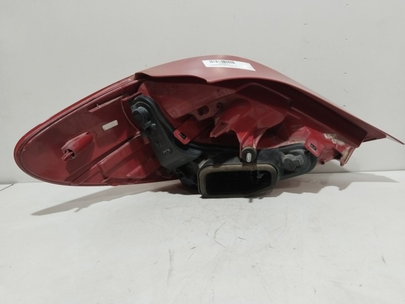 Recambio de piloto trasero derecho para peugeot 207/207+ (wa_, wc_) 1.4 hdi referencia OEM IAM 9686565980  