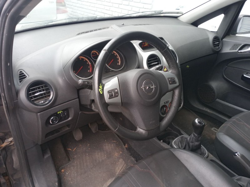 opel corsa d (s07) del año 2012 opel corsa d (s07) del año 2012