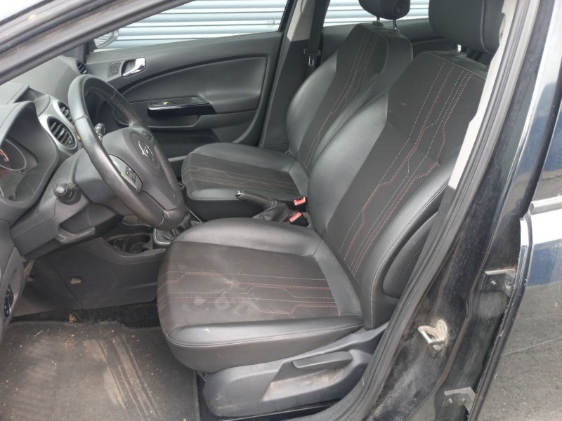 opel corsa d (s07) del año 2012 opel corsa d (s07) del año 2012