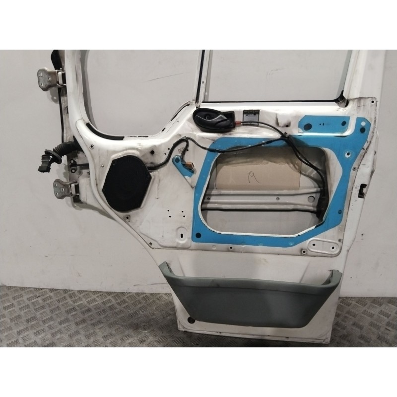 Recambio de puerta delantera derecha para ford transit combi ´06 ft 260 corto referencia OEM IAM  BLANCO 