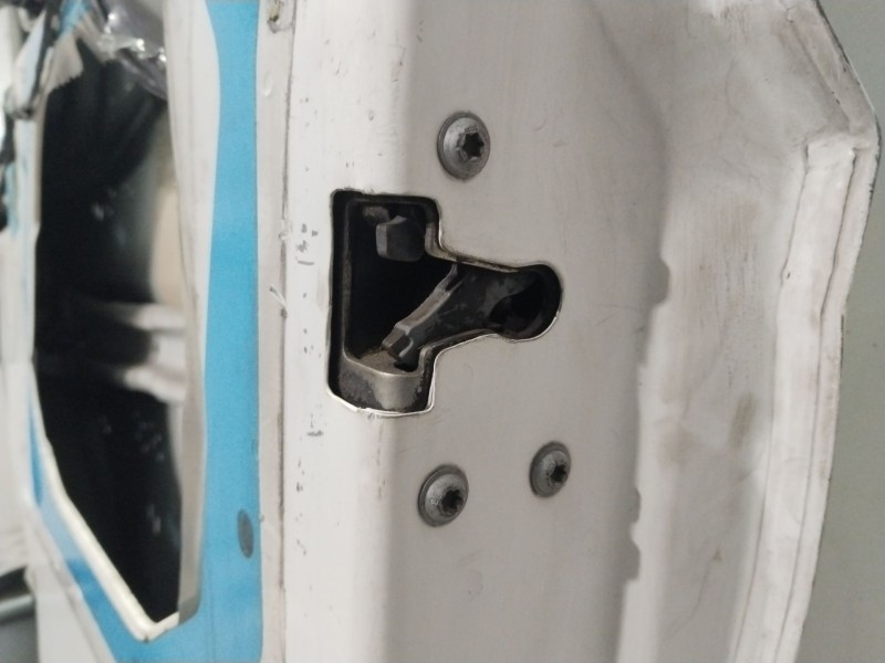 Recambio de puerta delantera derecha para ford transit combi ´06 ft 260 corto referencia OEM IAM  BLANCO 