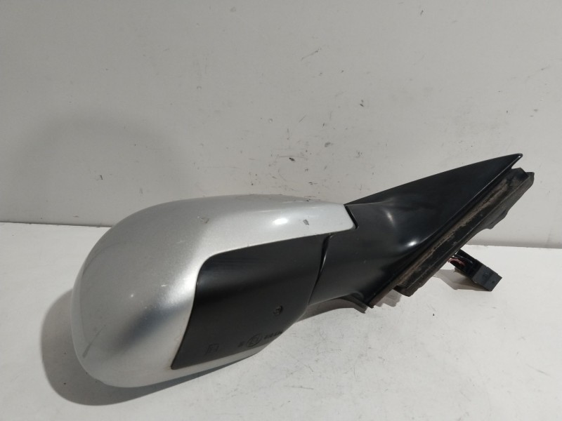 Recambio de retrovisor derecho para audi a6 c5 (4b2) 2.4 referencia OEM IAM   