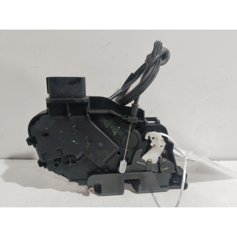 Recambio de cerradura puerta delantera derecha para volvo v50 familiar 1.8 kinetic referencia OEM IAM 31253658  