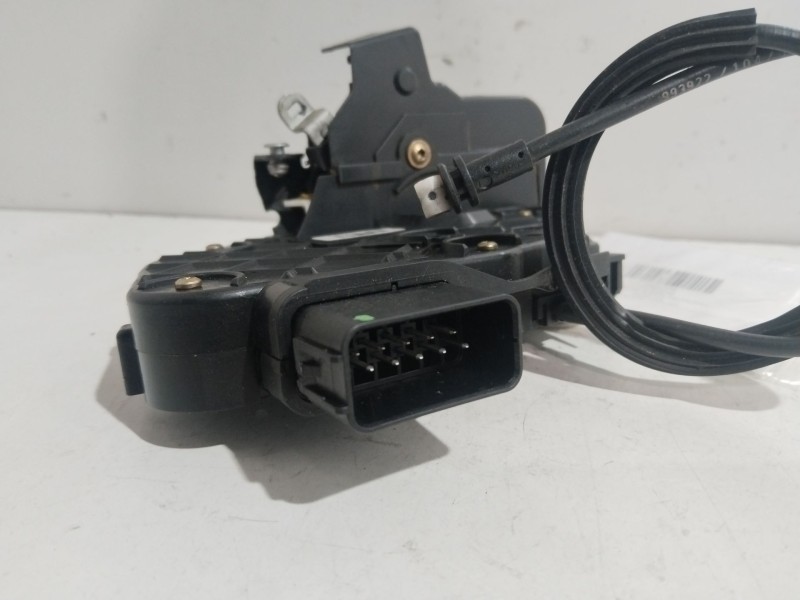 Recambio de cerradura puerta delantera derecha para volvo v50 familiar 1.8 kinetic referencia OEM IAM 31253658  