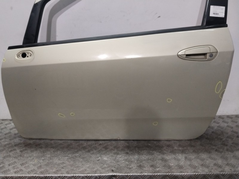 Recambio de puerta delantera izquierda para fiat grande punto (199) 1.4 8v dynamic referencia OEM IAM 0051846217  
