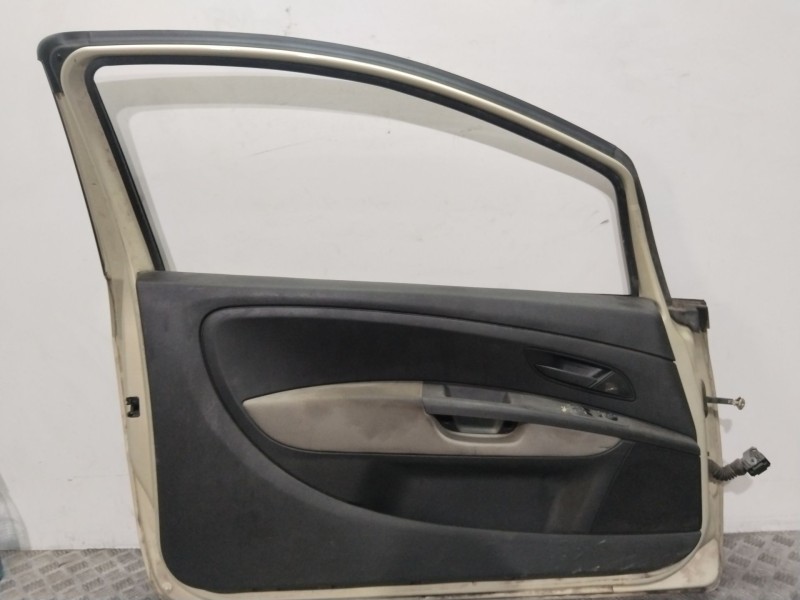 Recambio de puerta delantera izquierda para fiat grande punto (199) 1.4 8v dynamic referencia OEM IAM 0051846217  