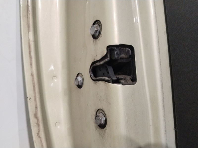 Recambio de puerta delantera izquierda para fiat grande punto (199) 1.4 8v dynamic referencia OEM IAM 0051846217  