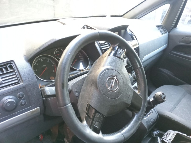 opel zafira / zafira family b (a05) del año 2013 opel zafira / zafira family b (a05) del año 2013