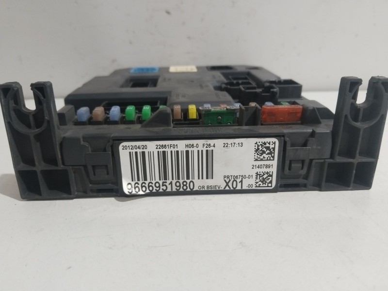 Recambio de caja reles / fusibles para peugeot 207/207+ (wa_, wc_) 1.4 hdi referencia OEM IAM 9666951980  