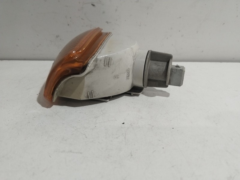 Recambio de piloto delantero derecho para volkswagen polo (867/871/873) básico / c berlina referencia OEM IAM 867953050  