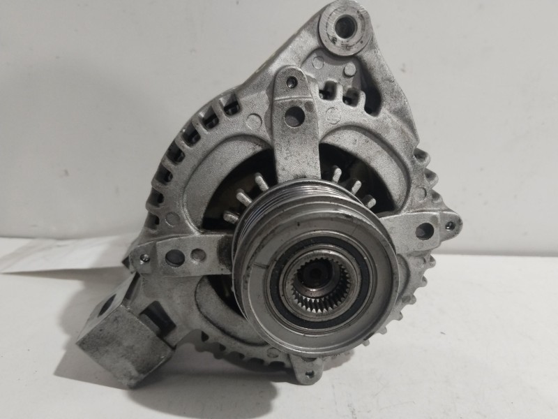 Recambio de alternador para volvo s40 berlina 2.4 momentum referencia OEM IAM AI90184  