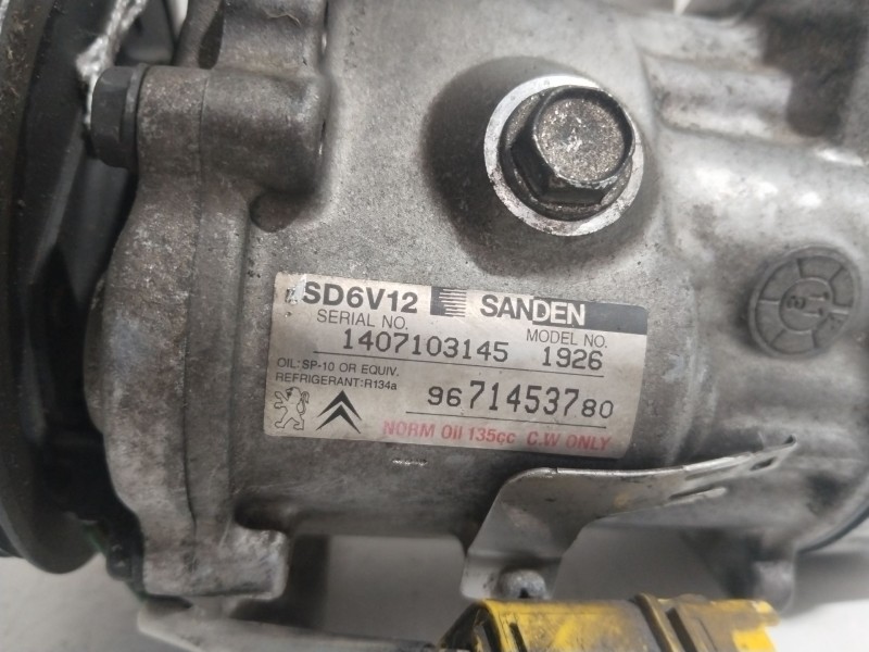 Recambio de compresor aire acondicionado para peugeot 206+ básico referencia OEM IAM 9671453780  