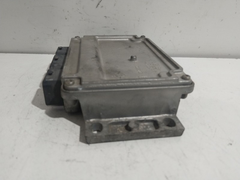 Recambio de centralita motor uce para peugeot 206 sw (2e/k) 1.4 referencia OEM IAM IAW6LP203  