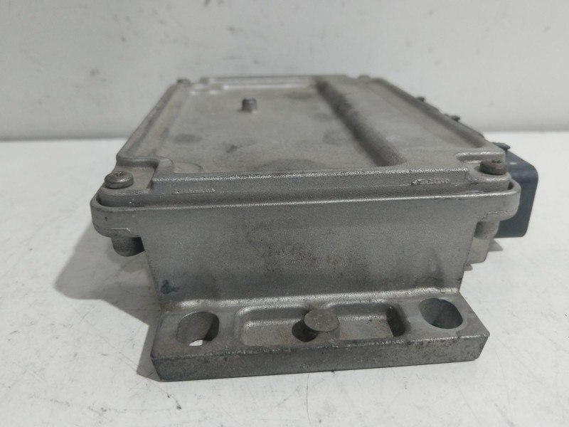 Recambio de centralita motor uce para peugeot 206 sw (2e/k) 1.4 referencia OEM IAM IAW6LP203  