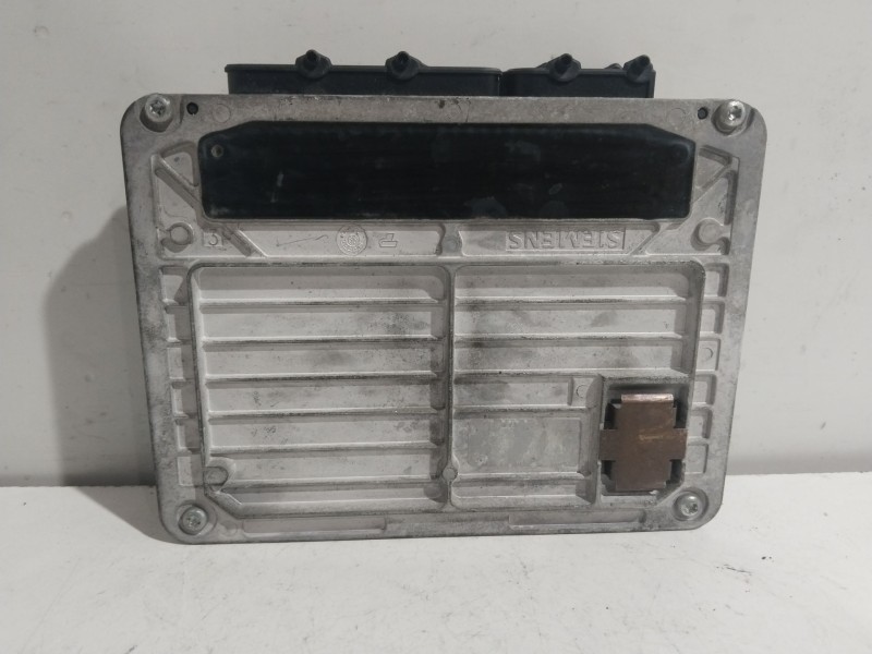 Recambio de centralita motor uce para volkswagen golf iv (1j1) 1.6 referencia OEM IAM 06A906019BQ   Recambio de centralita motor uce para volkswagen golf iv (1j1) 1.6 referencia OEM IAM 06A906019BQ