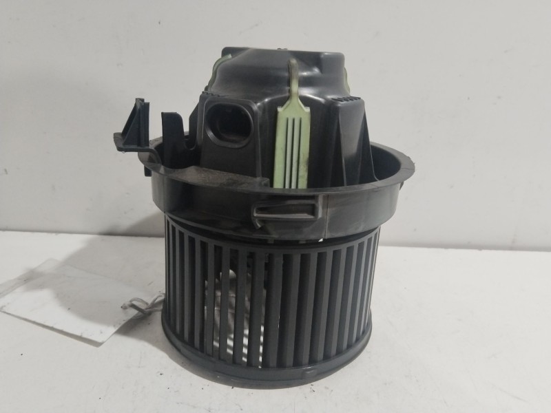 Recambio de motor calefaccion para peugeot 207/207+ (wa_, wc_) 1.4 hdi referencia OEM IAM N102097A  