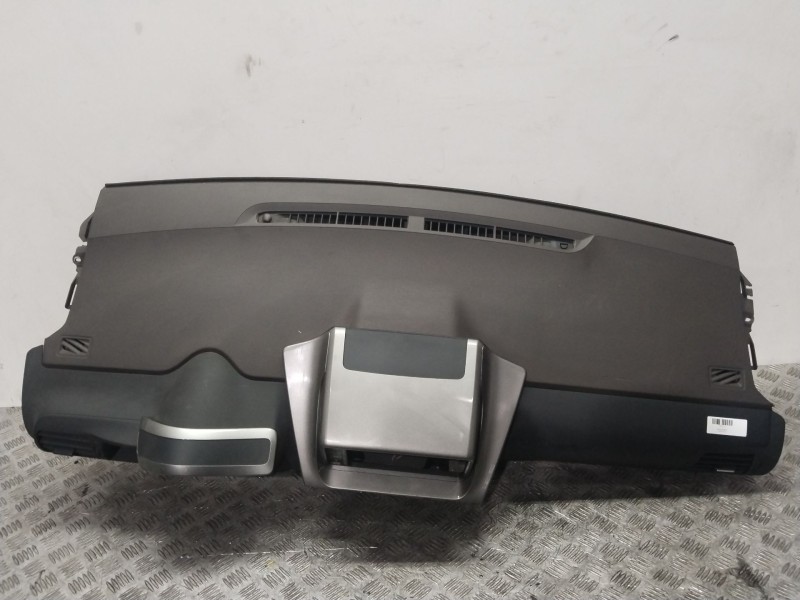 Recambio de salpicadero para toyota iq 2 referencia OEM IAM   