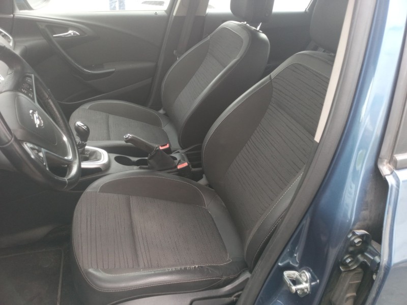 opel astra j (p10) del año 2015