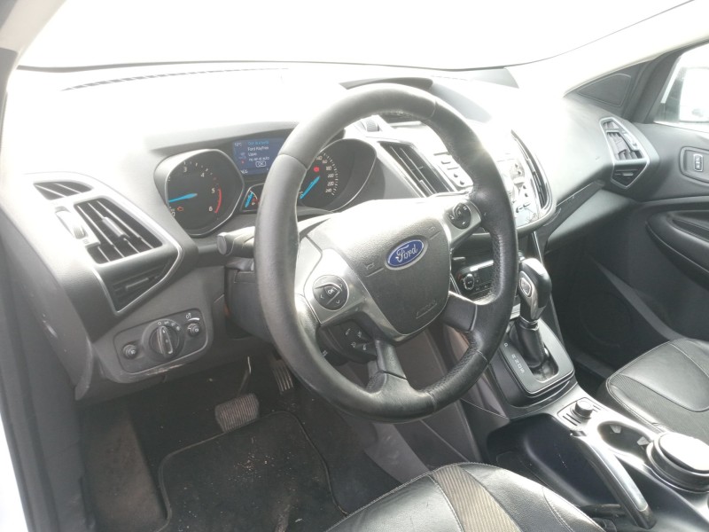 ford kuga ii (dm2) del año 2013