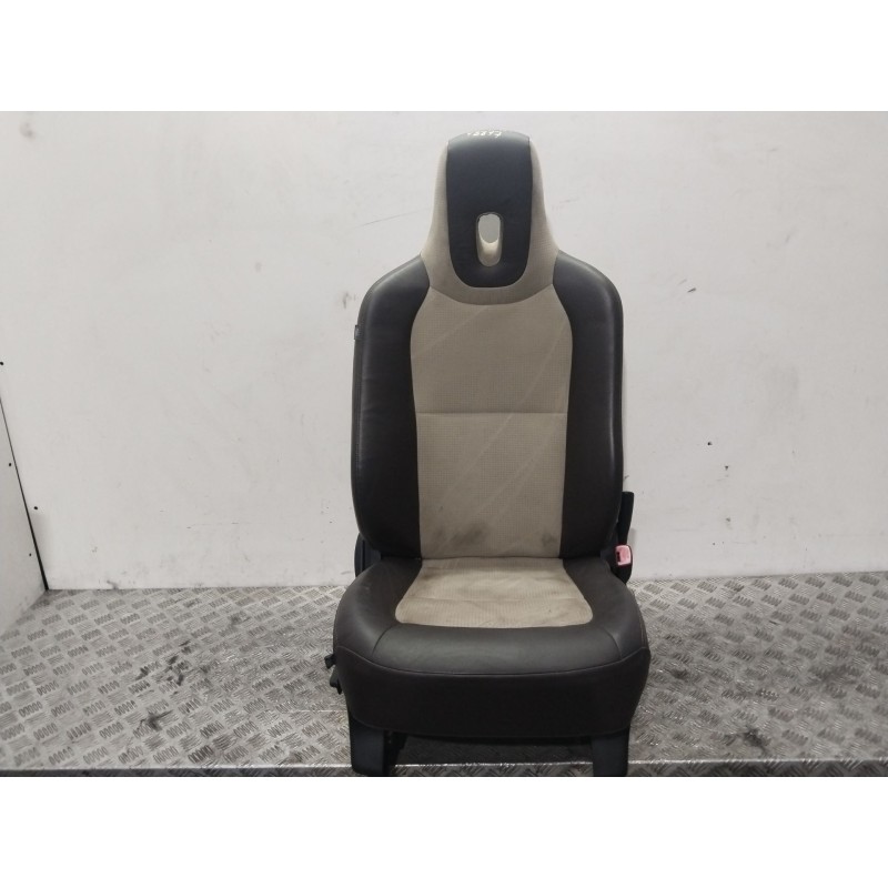 Recambio de asiento delantero derecho para toyota iq 2 referencia OEM IAM   