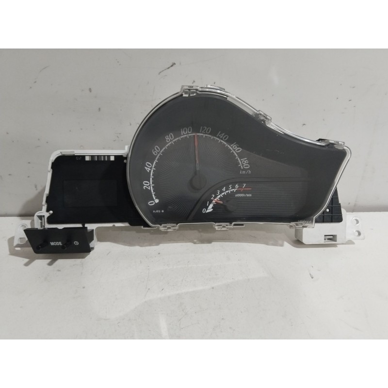 Recambio de cuadro instrumentos para toyota iq 2 referencia OEM IAM 8380074120C  