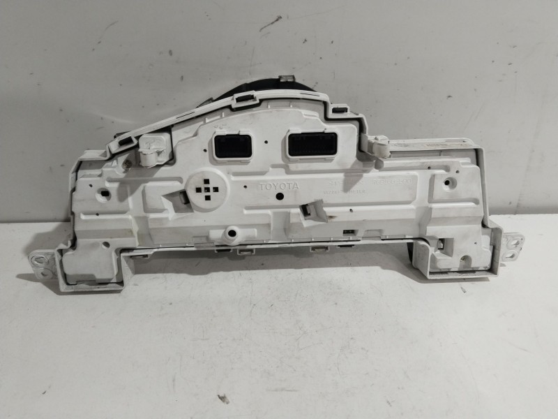 Recambio de cuadro instrumentos para toyota iq 2 referencia OEM IAM 8380074120C  
