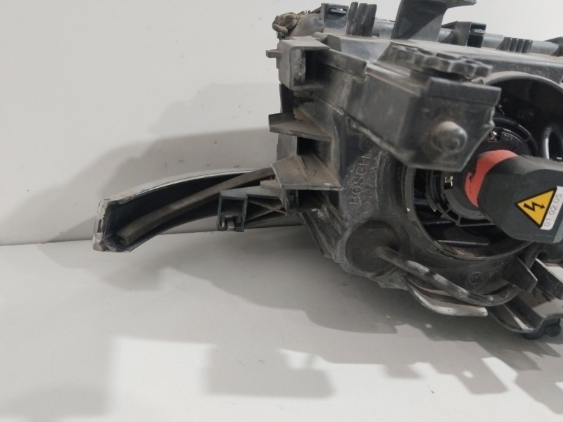 Recambio de faro izquierdo para bmw 3 (e46) 330 i referencia OEM IAM 8377261 0301089273 XENON