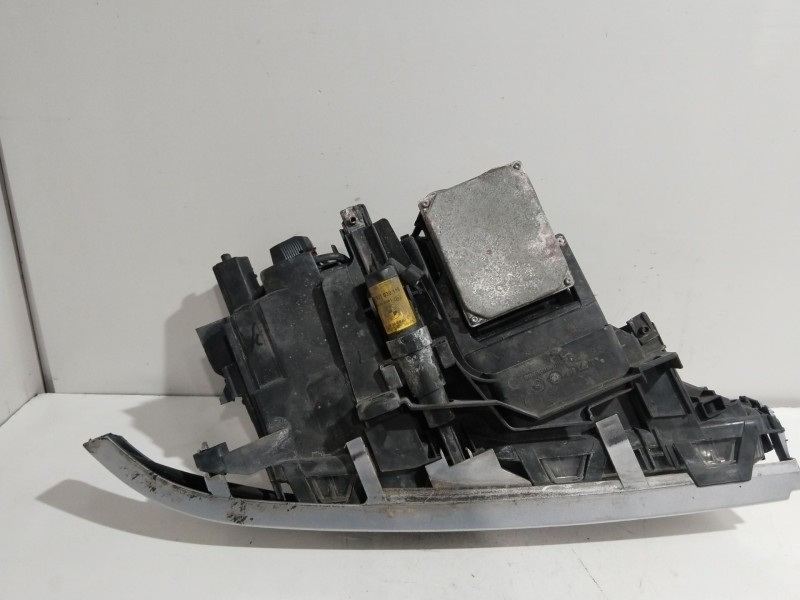 Recambio de faro izquierdo para bmw 3 (e46) 330 i referencia OEM IAM 8377261 0301089273 XENON