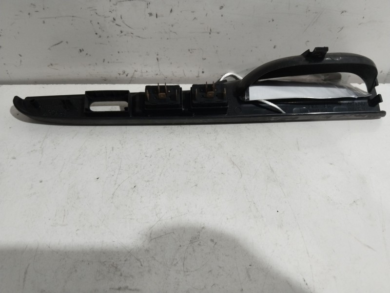 Recambio de mando elevalunas delantero izquierdo para seat ibiza (6k1) sport referencia OEM IAM T867171B  