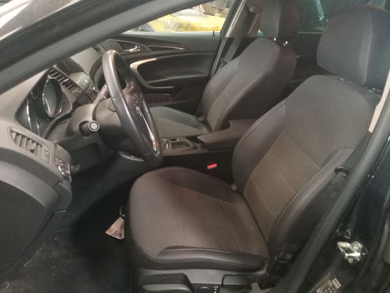 opel insignia a (g09) del año 2011