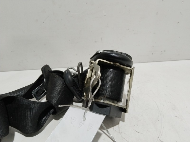 Recambio de cinturon seguridad delantero izquierdo para toyota auris luna+ referencia OEM IAM 605236400  